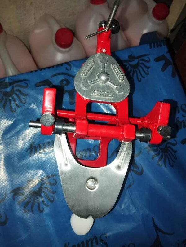 Semi Adjustable Articulator